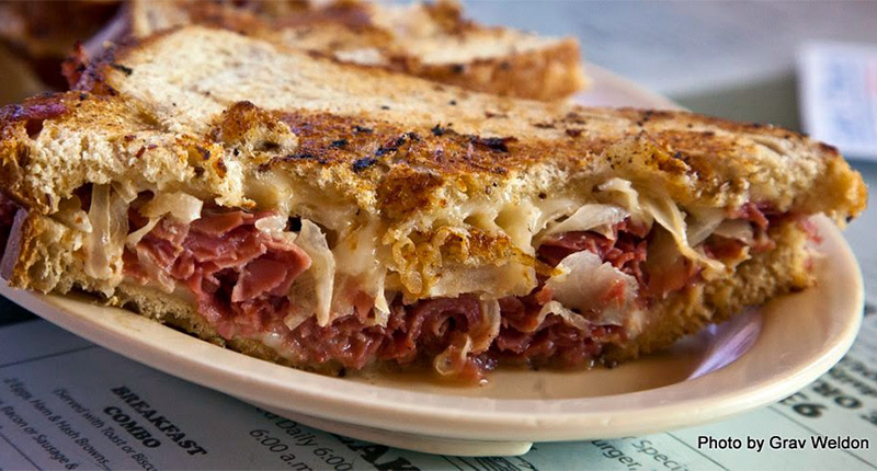 Presley's Drive-In - Reuben - Photo by Grav Weldon
