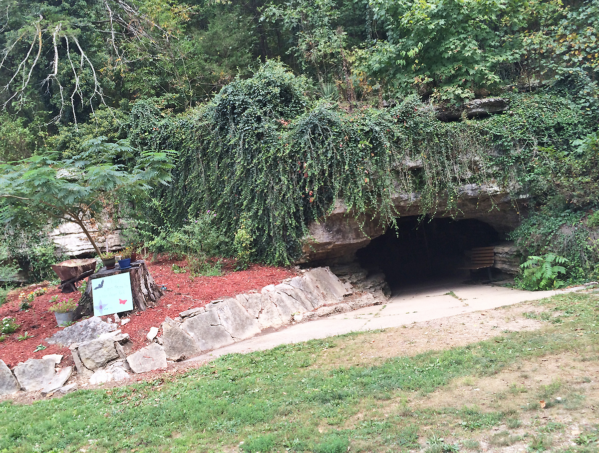 Mysteries of the Old Spanish Treasure Cave Only In Arkansas