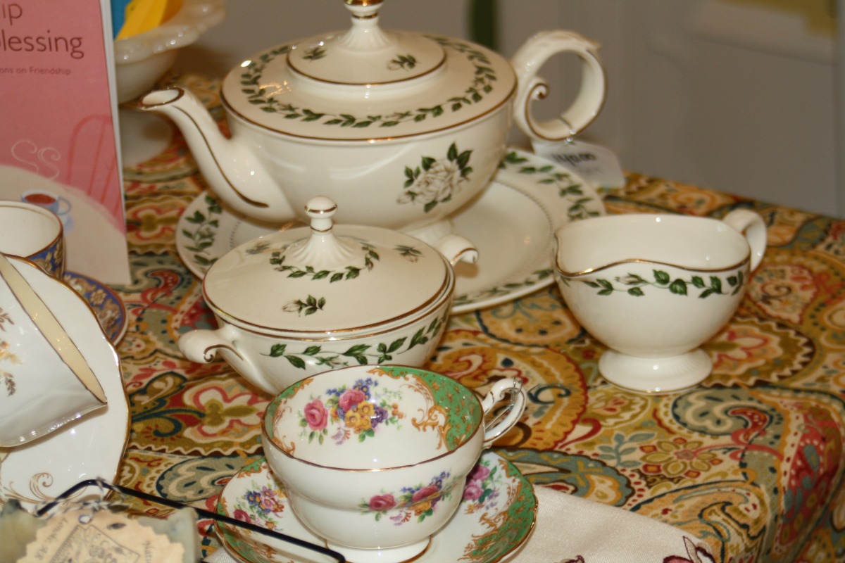 Old English Tea House Only In Arkansas