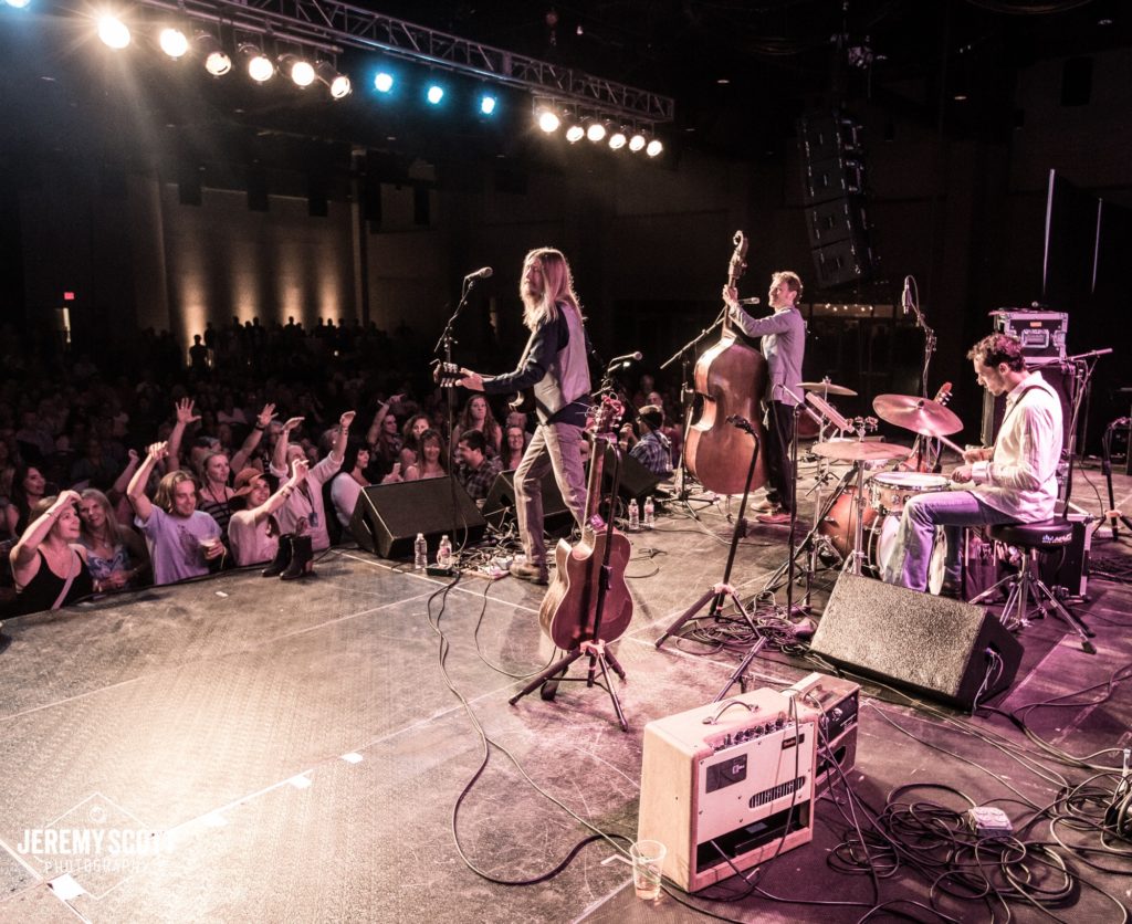 20140829_Roots_Fest_Wood_Brothers-4875