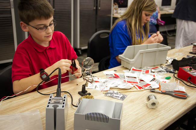 7-Arkansas Innovation Hub wiring the wands _ onlyinark.com