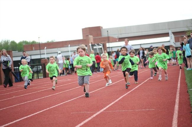 Kids Track Night1