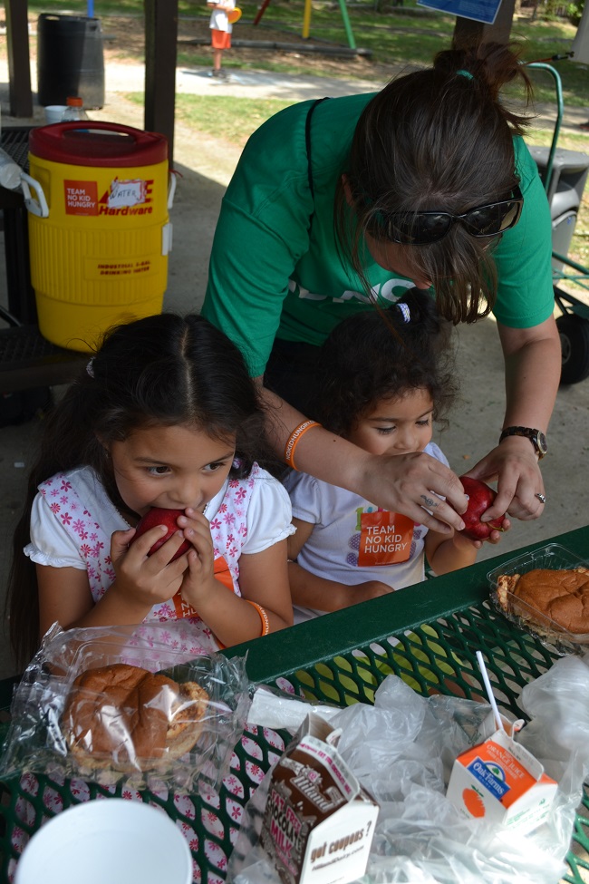 searcy-feeding-site