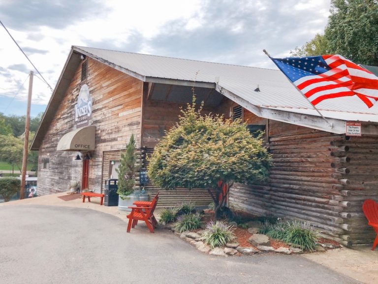 Catching a Keeper Lindsey’s Resort in Heber Springs Only In Arkansas