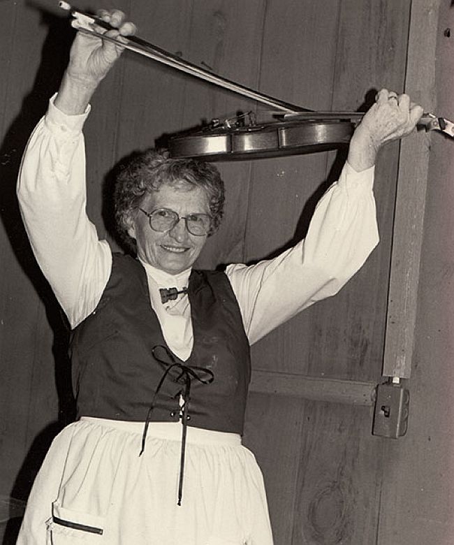 Violet Hensley The Whittling Fiddler LaptrinhX / News