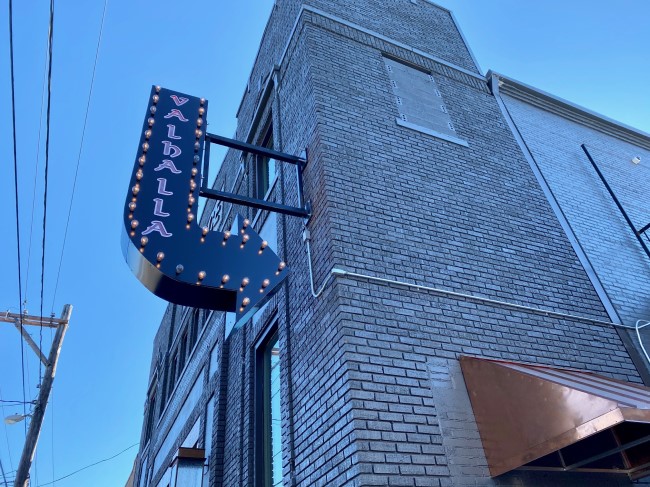 Valhalla Restaurant & Axe Throwing