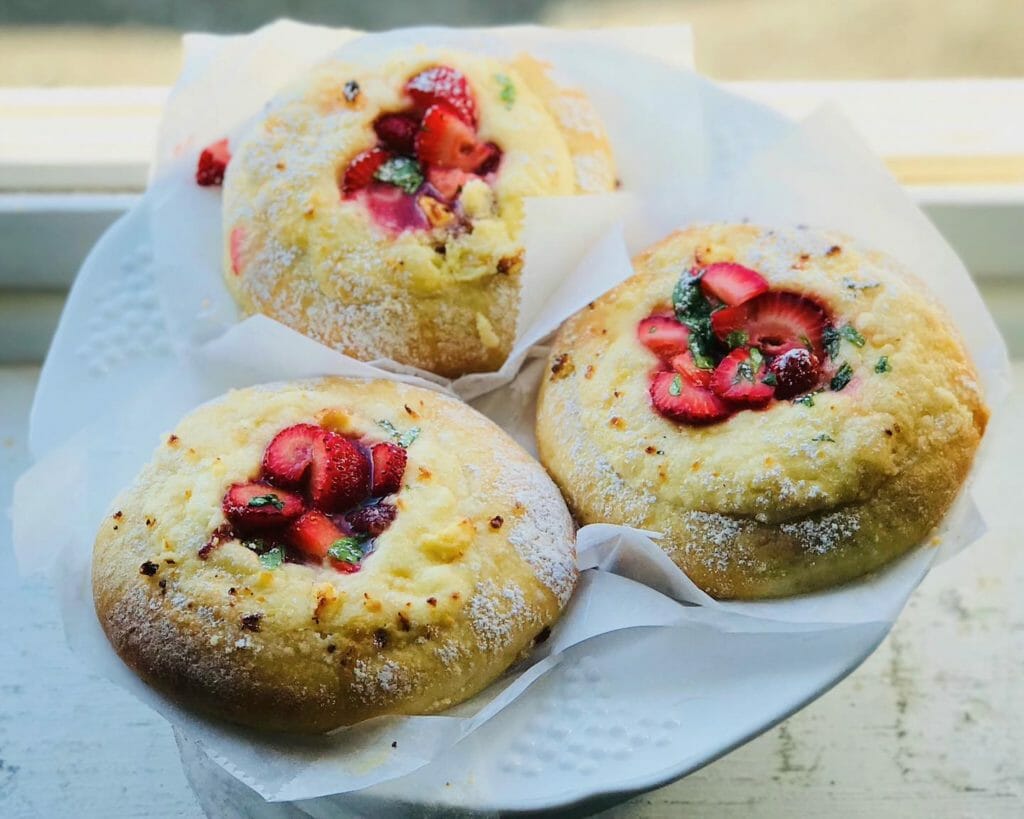 Wild Sweet Williams kolache