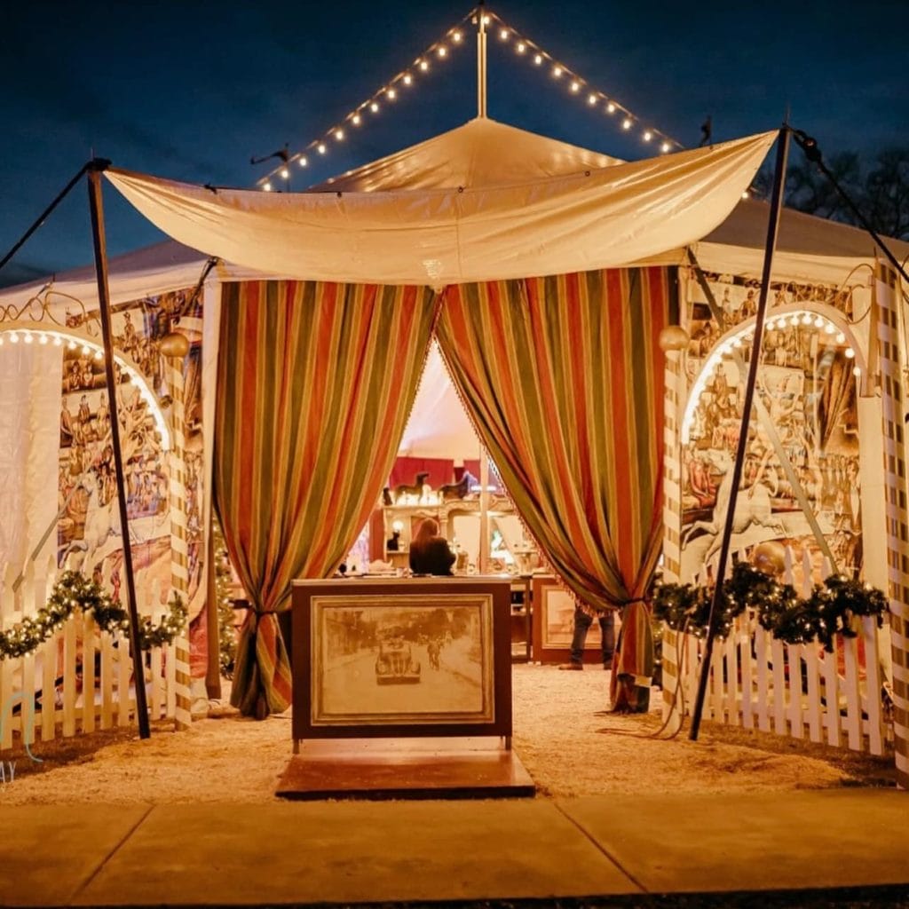 Piccolo Zoppe Winter Circus
